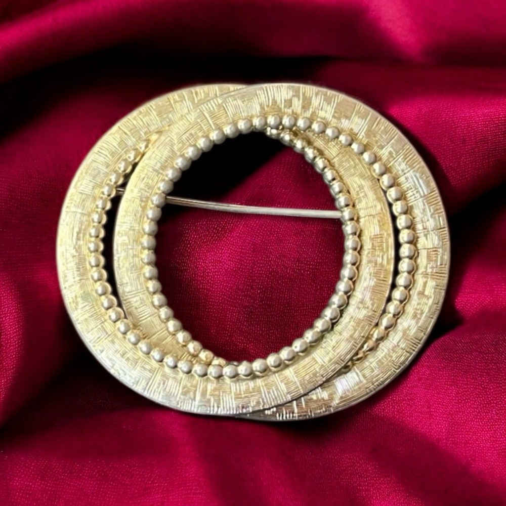 Signed Marvella Gold Tone Double Circle Brooch Vintage Textured Beaded Pin 2"